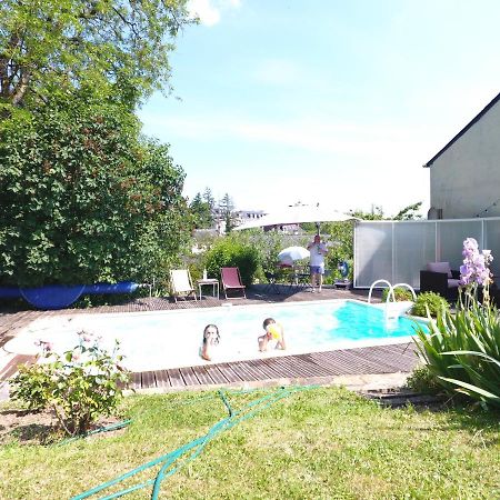 Les Dameraudes Gien Exterior photo