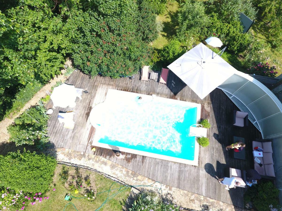 Les Dameraudes Gien Exterior photo