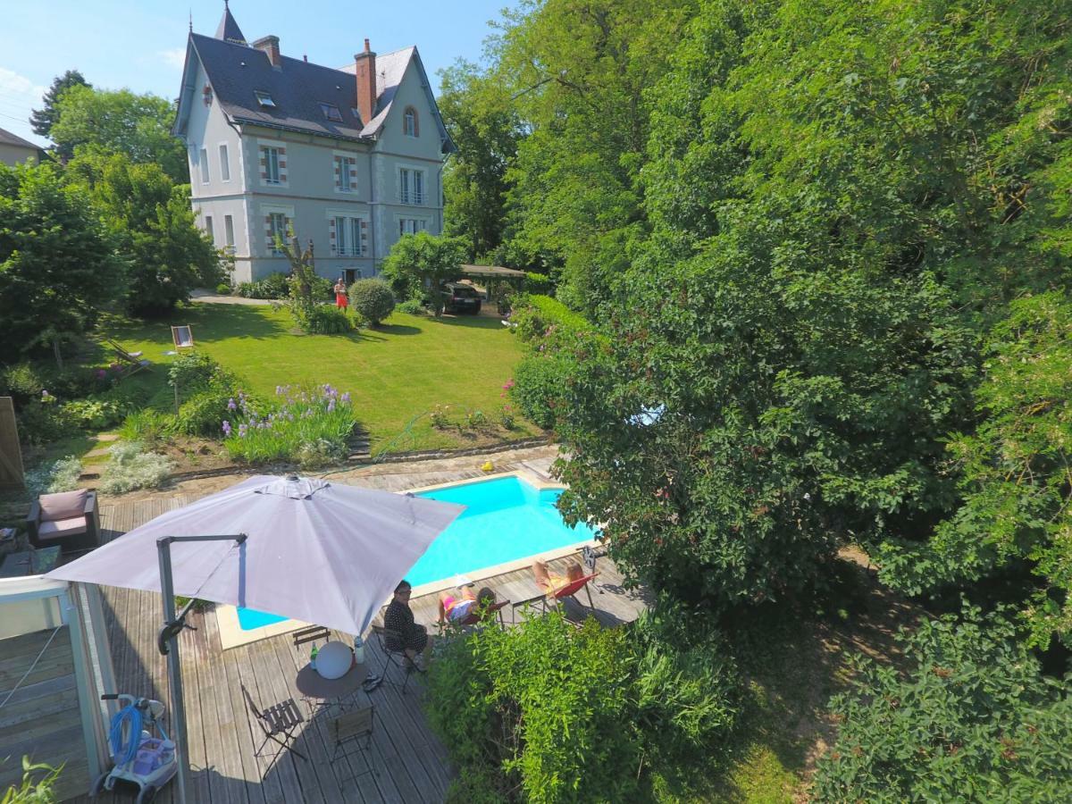 Les Dameraudes Gien Exterior photo